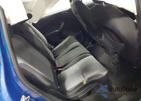 2019 Ford Escape S z USA, uszkodzony, nr VIN 1FMCU0F74KUB50545